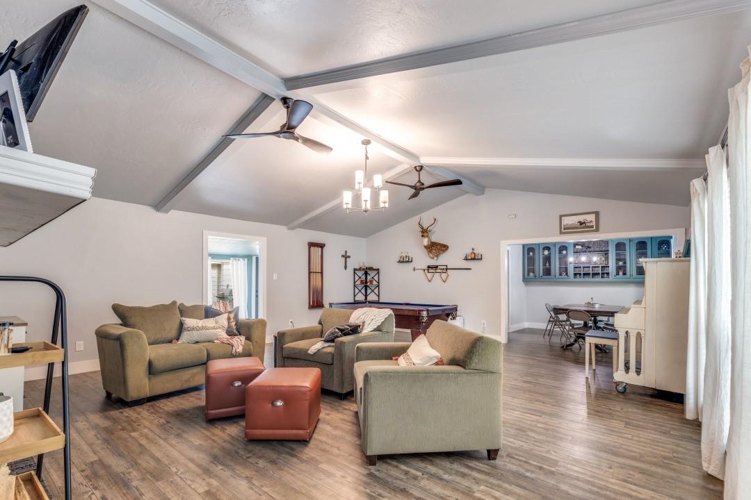 2511 River Ridge