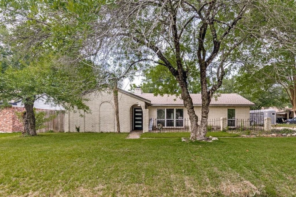 Photo of 2511 River Ridge, Conroe, TX 77385 (MLS # 20875265)