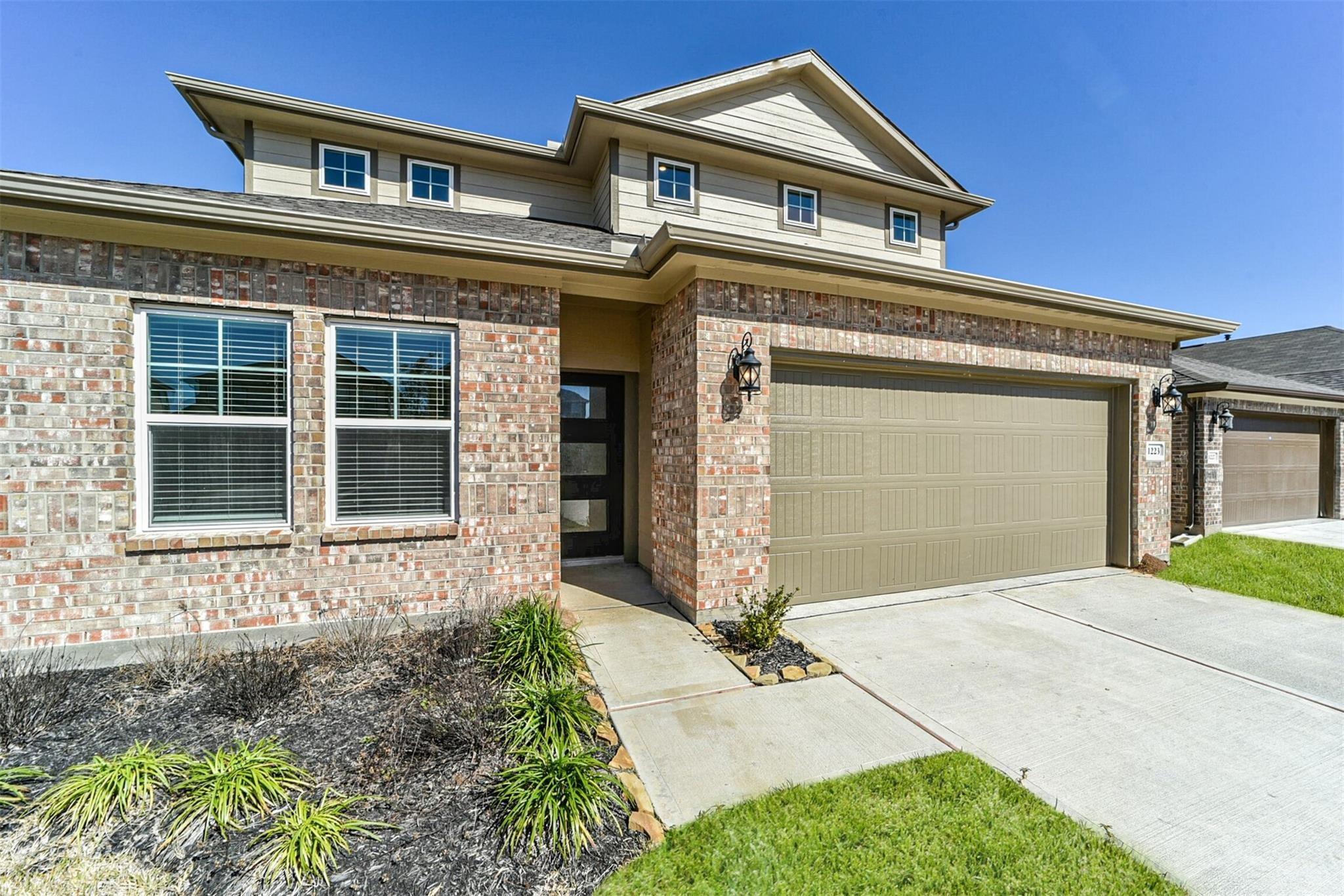1223 Rosemead Drive