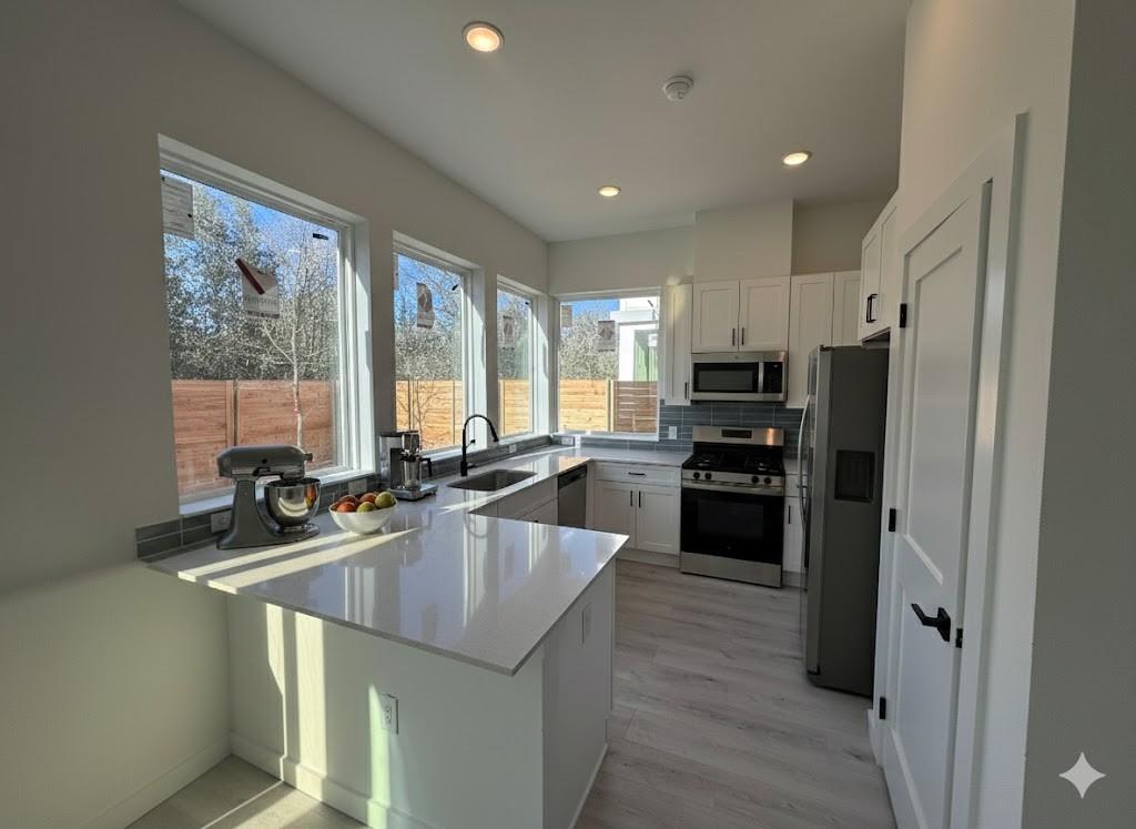 2000 Riverside Farms Road 18102