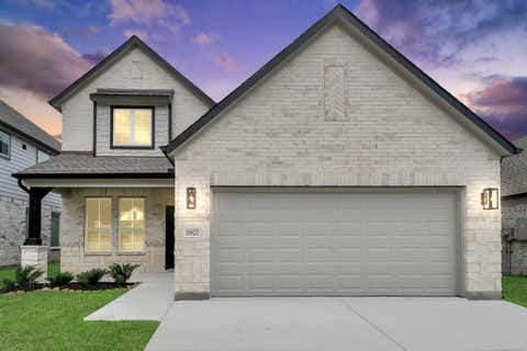 Photo of 11822 Royal Willow Lane, Houston, TX 77066 (MLS # 34456858)