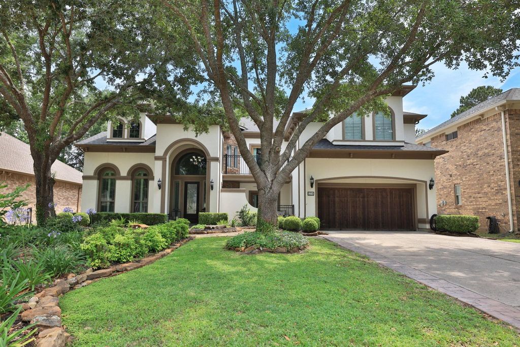 Photo of 1214 Eversham Way, Kingwood, TX 77339 (MLS # 25249852)