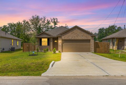 Photo of 1605 Road 5102, Cleveland, TX 77327 (MLS # 67446376)