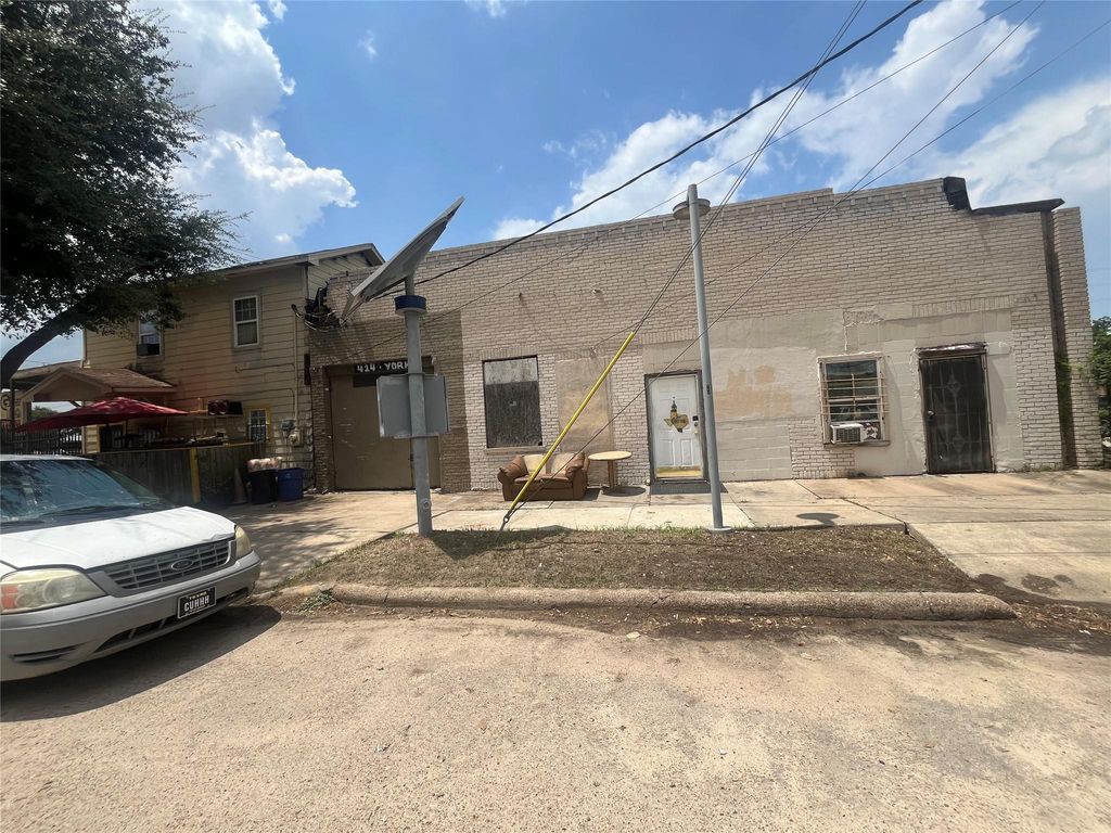 Photo of 414 York Street, Houston, TX 77003 (MLS # 5974270)