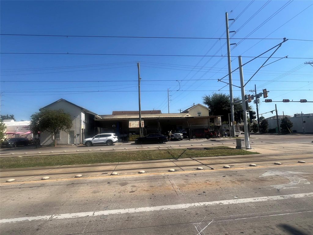 Photo of 414 York Street, Houston, TX 77003 (MLS # 5974270)