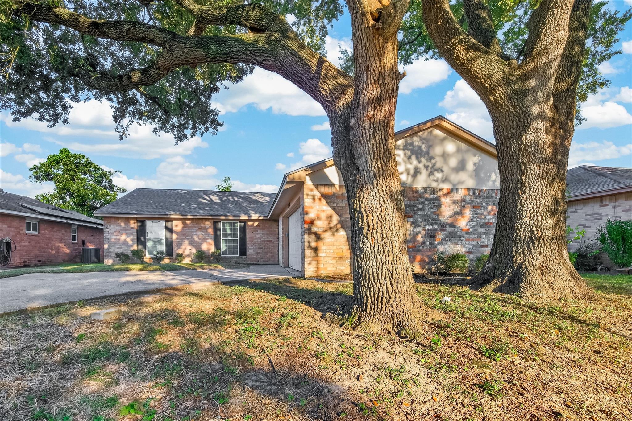 1338 Leadenhall Circle