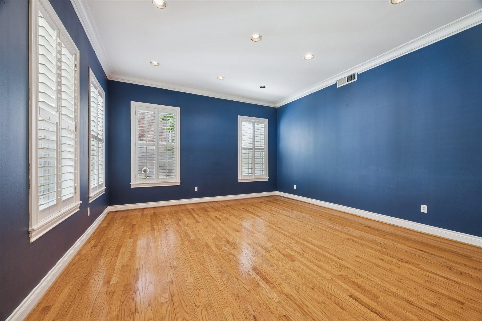 4537 Live Oak Street