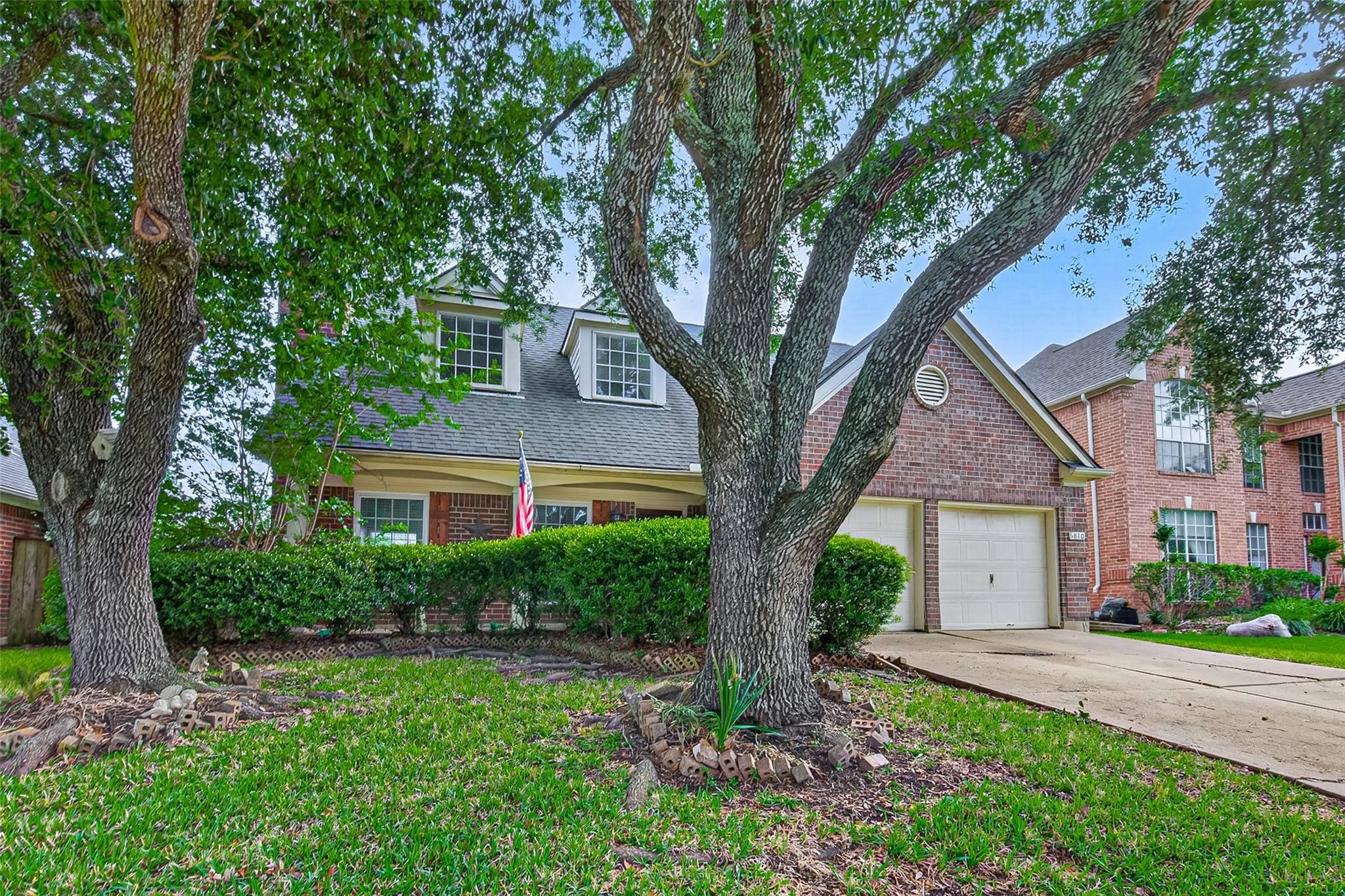 6810 Knoll Park Drive