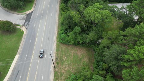 Photo of 203 State Highway 75 N, Huntsville, TX 77320 (MLS # 50344888)