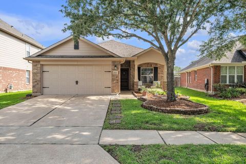 Photo of 11023 Overland Trail Drive, Richmond, TX 77406 (MLS # 28787027)