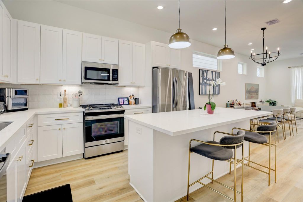 Photo of 2013 Cochran Street, Houston, TX 77009 (MLS # 58043865)