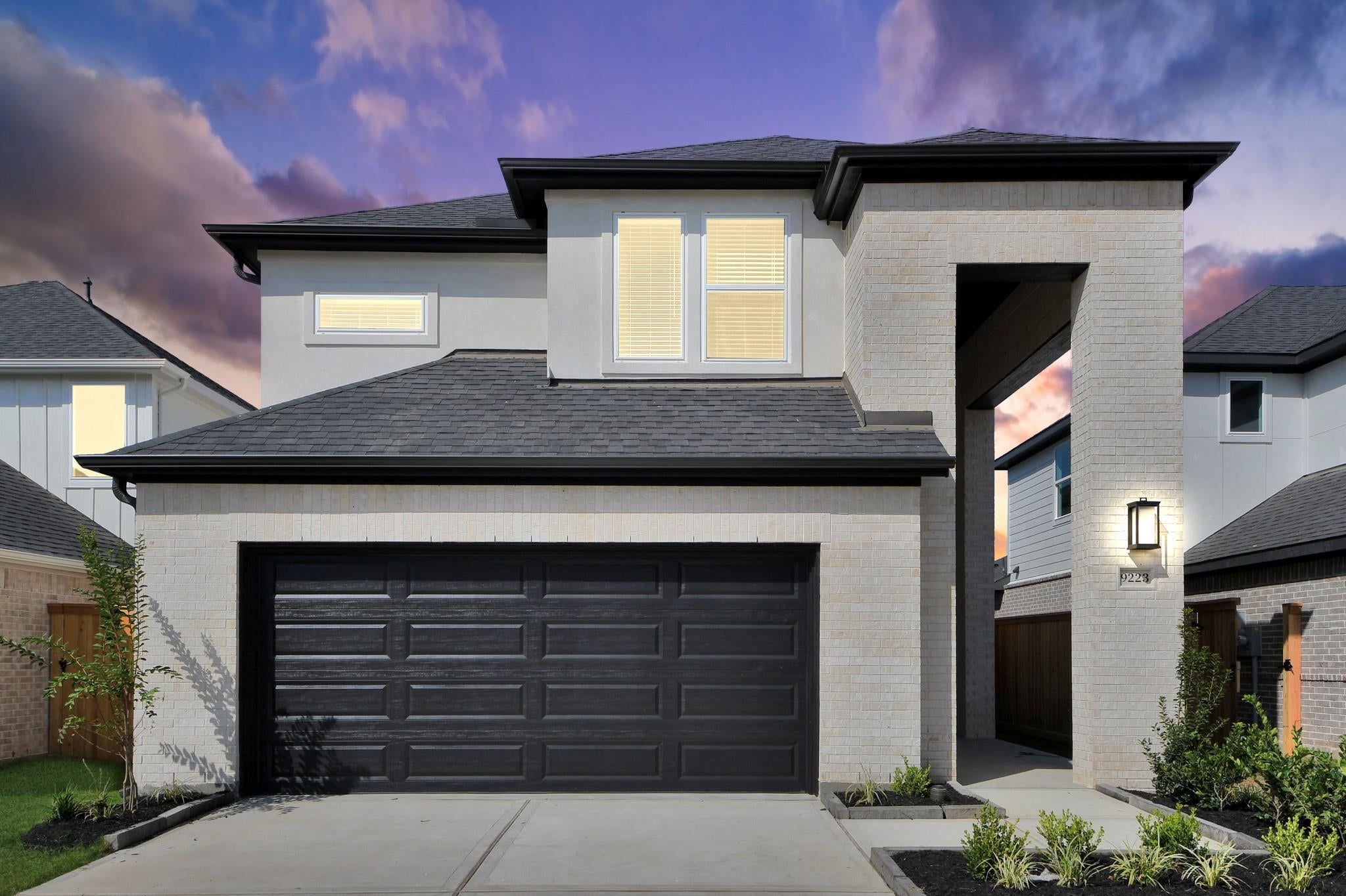 9223 Willowbank Gap Lane