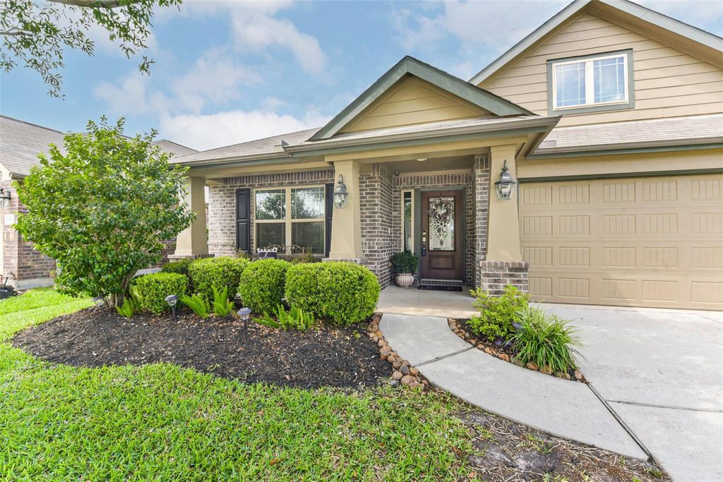 Photo of 1619 Evermore Manor Lane, Houston, TX 77073 (MLS # 10215140)