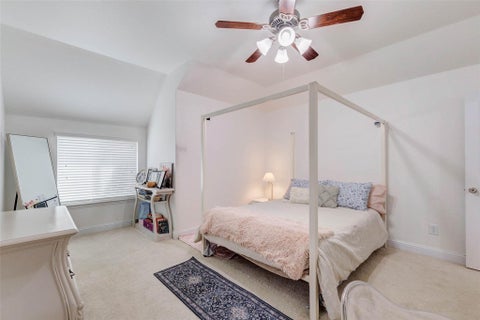 Tiny photo for 38 S Pinto Point Circle, The Woodlands, TX 77389 (MLS # 34359652)