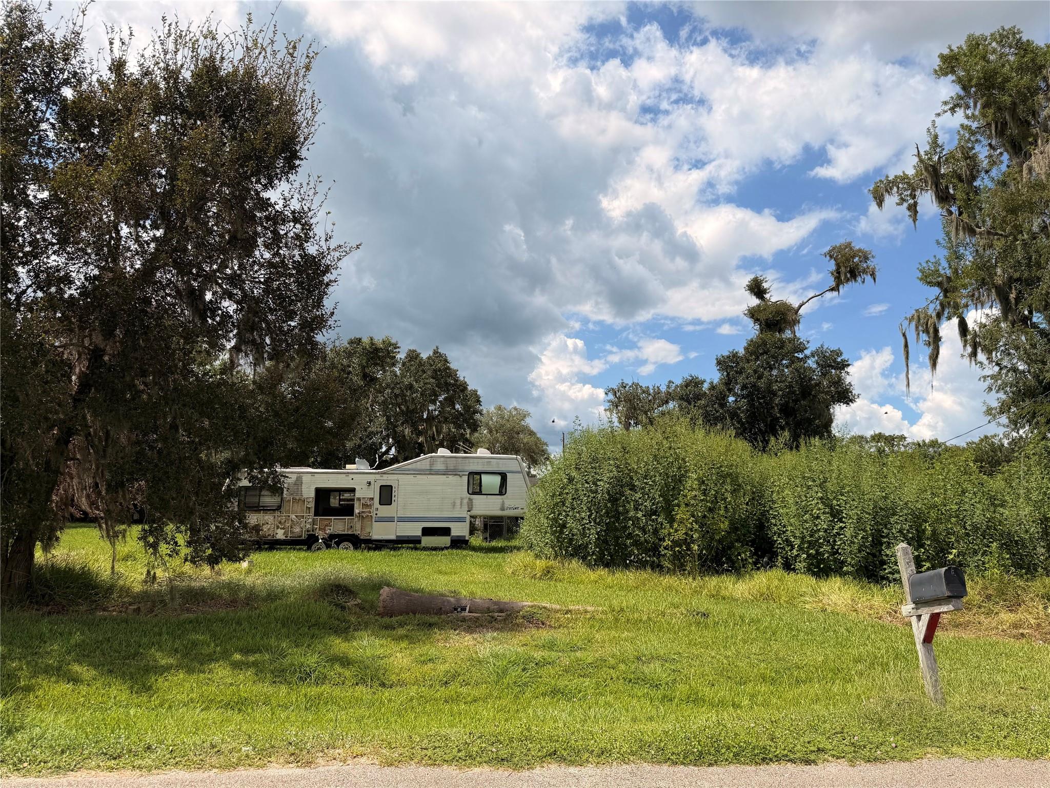 1725 County Road 244d