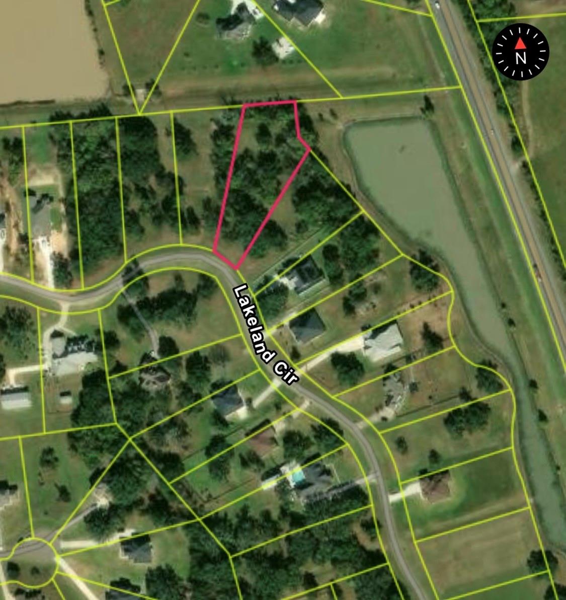 302 Lakeland Circle