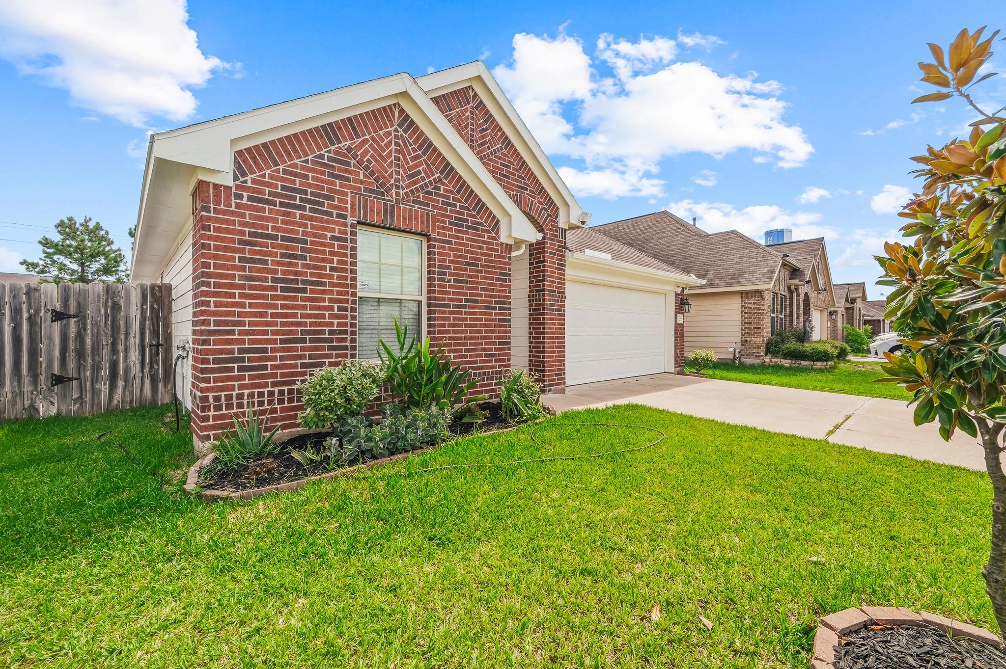 7126 Whitlow Wonder Lane