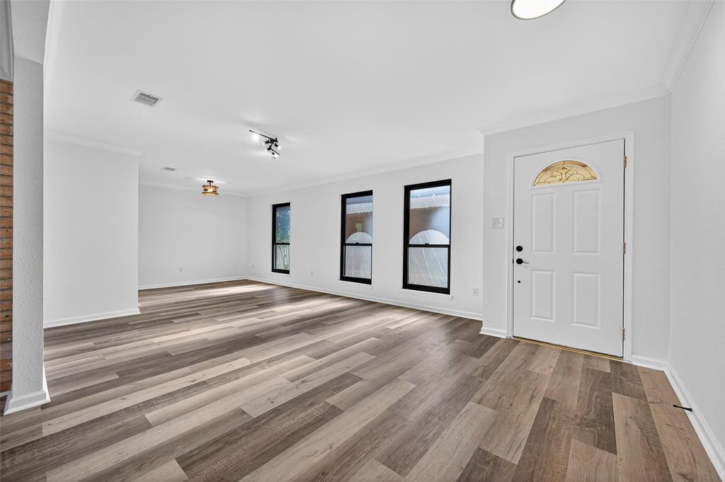 Photo of 17418 Largs Circle, Spring, TX 77379 (MLS # 10938557)