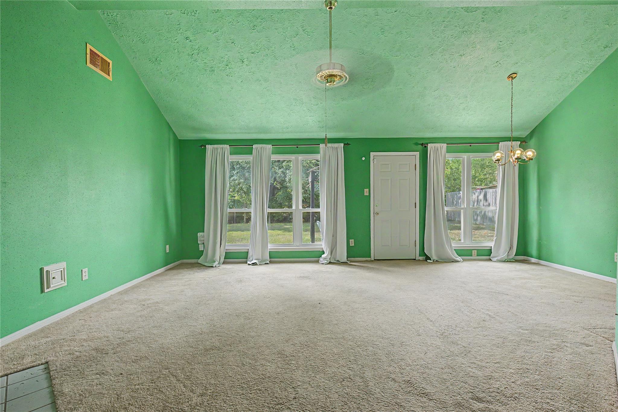19319 Indian Grass Drive