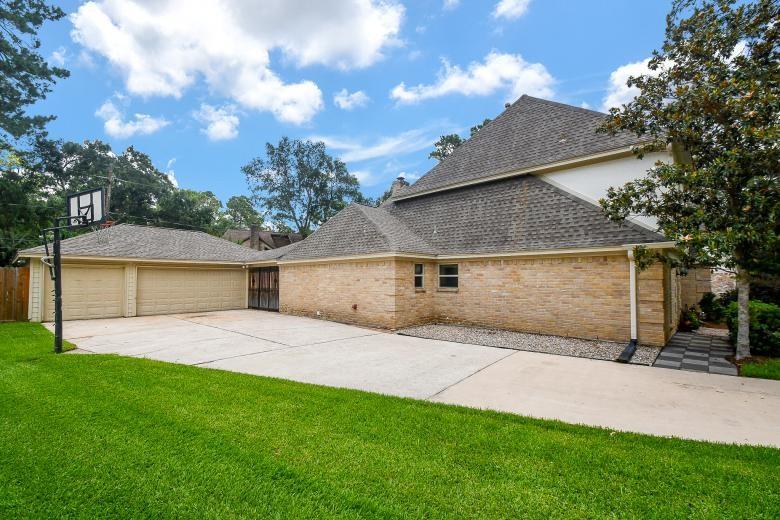 12903 Cluster Pine Drive