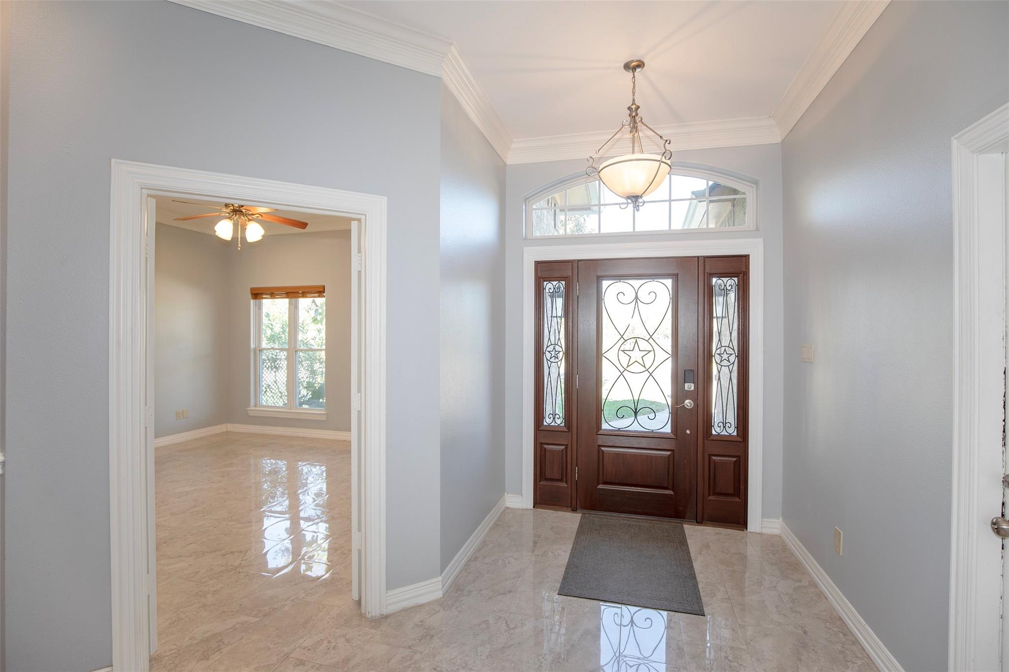 2535 Broadway Street