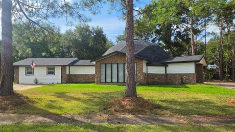 Photo of 2104 Hedgerose Lane, Bay City, TX 77414 (MLS # 85240565)