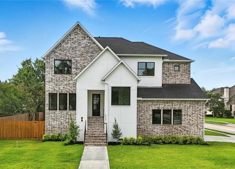 4951 Glenmeadow Drive Houston TX 77096