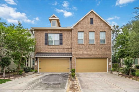 Townhouse For Sale - 12419 Alora Bluff Trail<br/> Humble, TX 77346