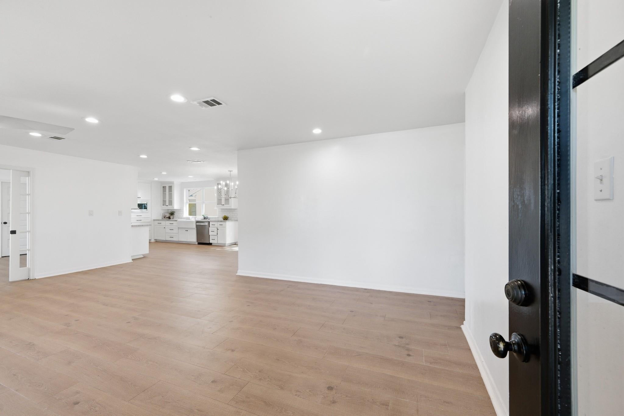 15104 Marek Lane