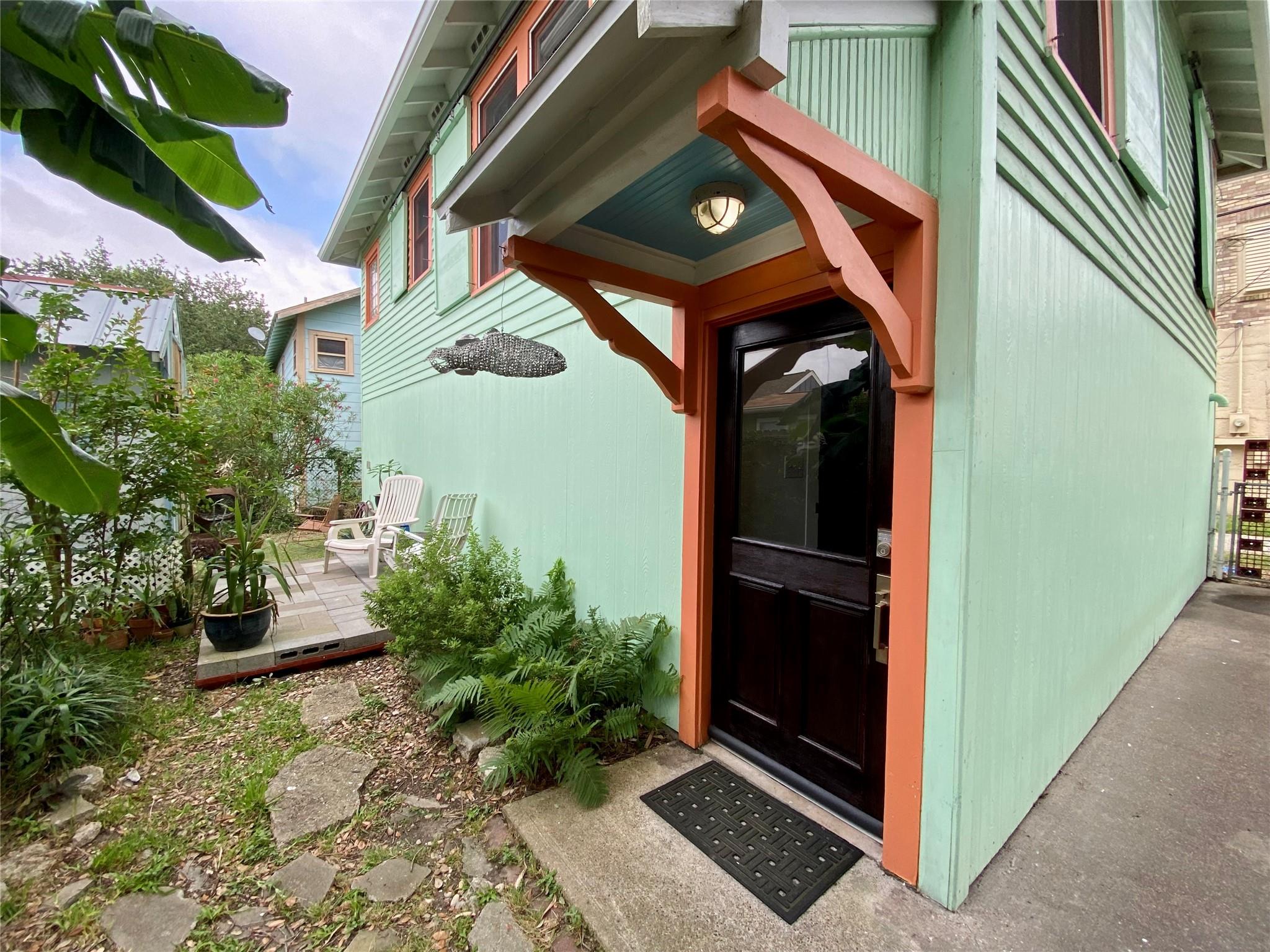 5005 Avenue N Rear