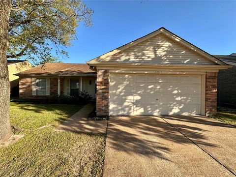 Photo of 13211 Harpers Bridge Drive, Houston, TX 77041 (MLS # 51839507)