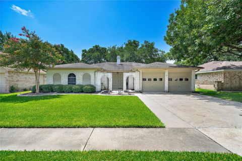 Photo of 4811 Marywood Drive, Spring, TX 77388 (MLS # 75407276)