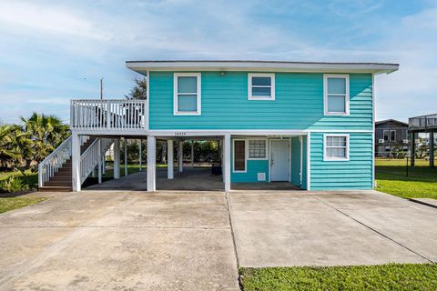 Photo of 16519 Mansvelt Road, Jamaica Beach, TX 77554 (MLS # 50835453)