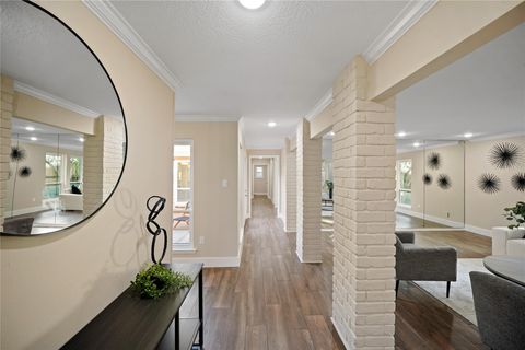 Photo of 11804 Westmere Drive, Houston, TX 77077 (MLS # 86407625)