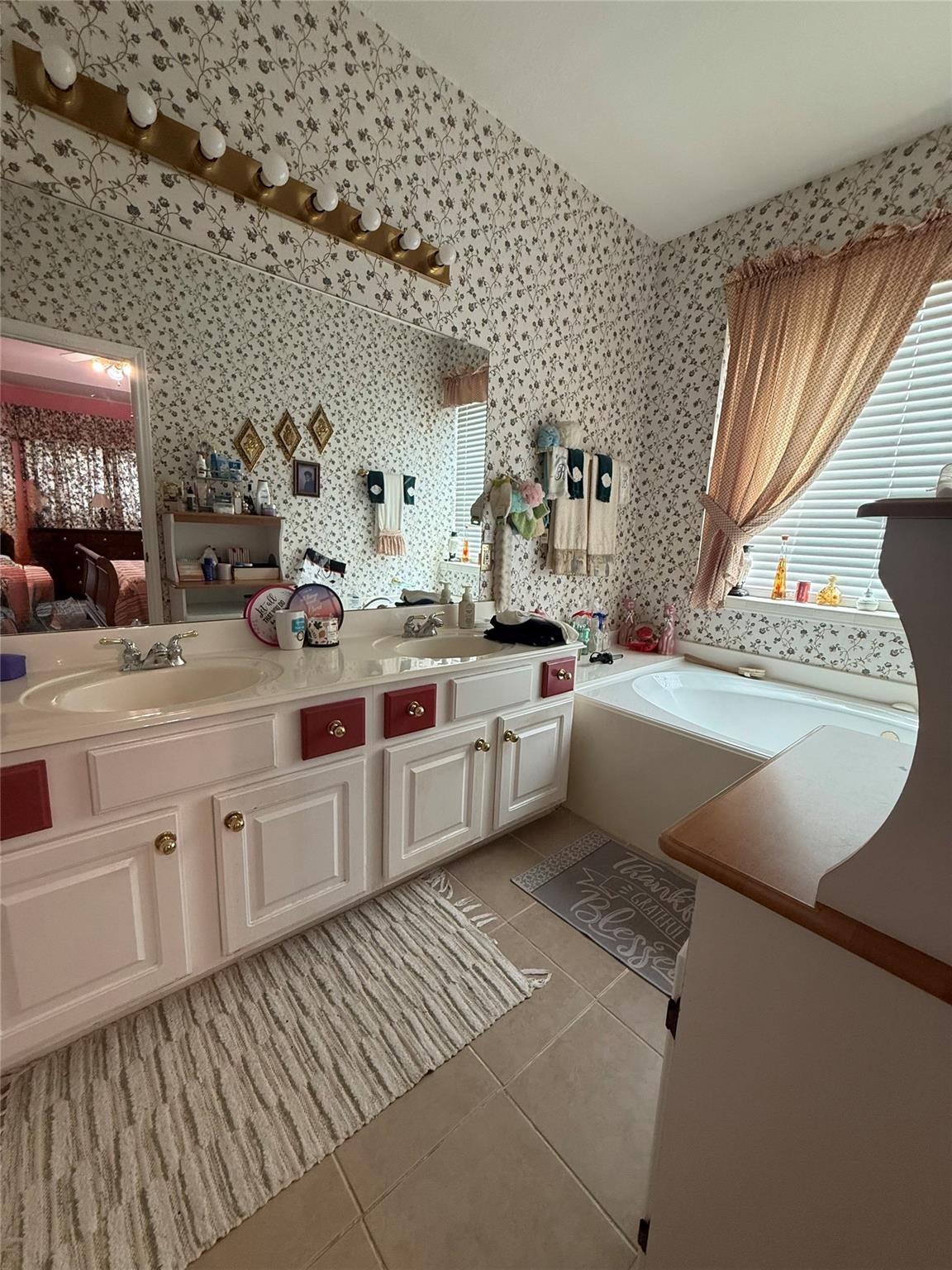 16123 Pipers Landing Court