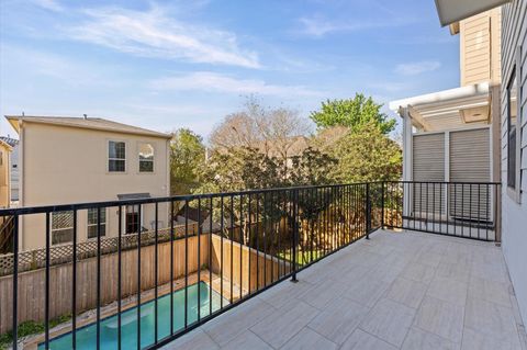 Tiny photo for 5705 Petty Street #A, Houston, TX 77007 (MLS # 11869701)