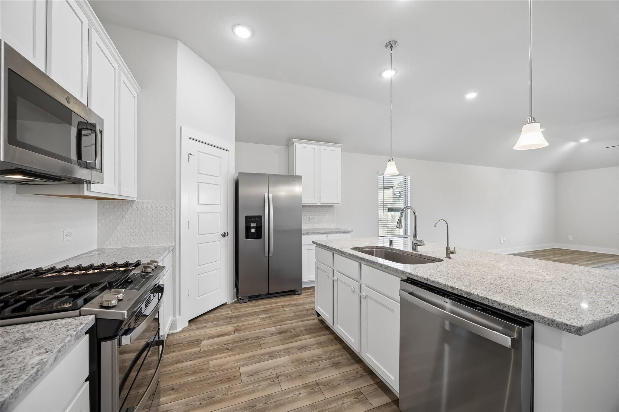 9830 N Goshawk Trail
