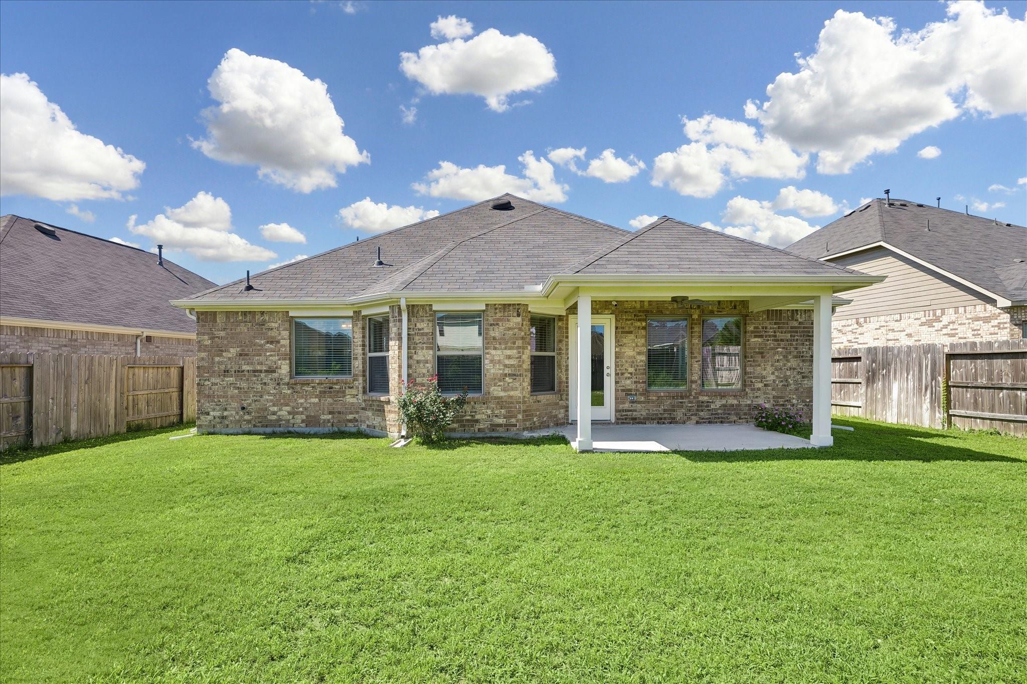 9830 N Goshawk Trail