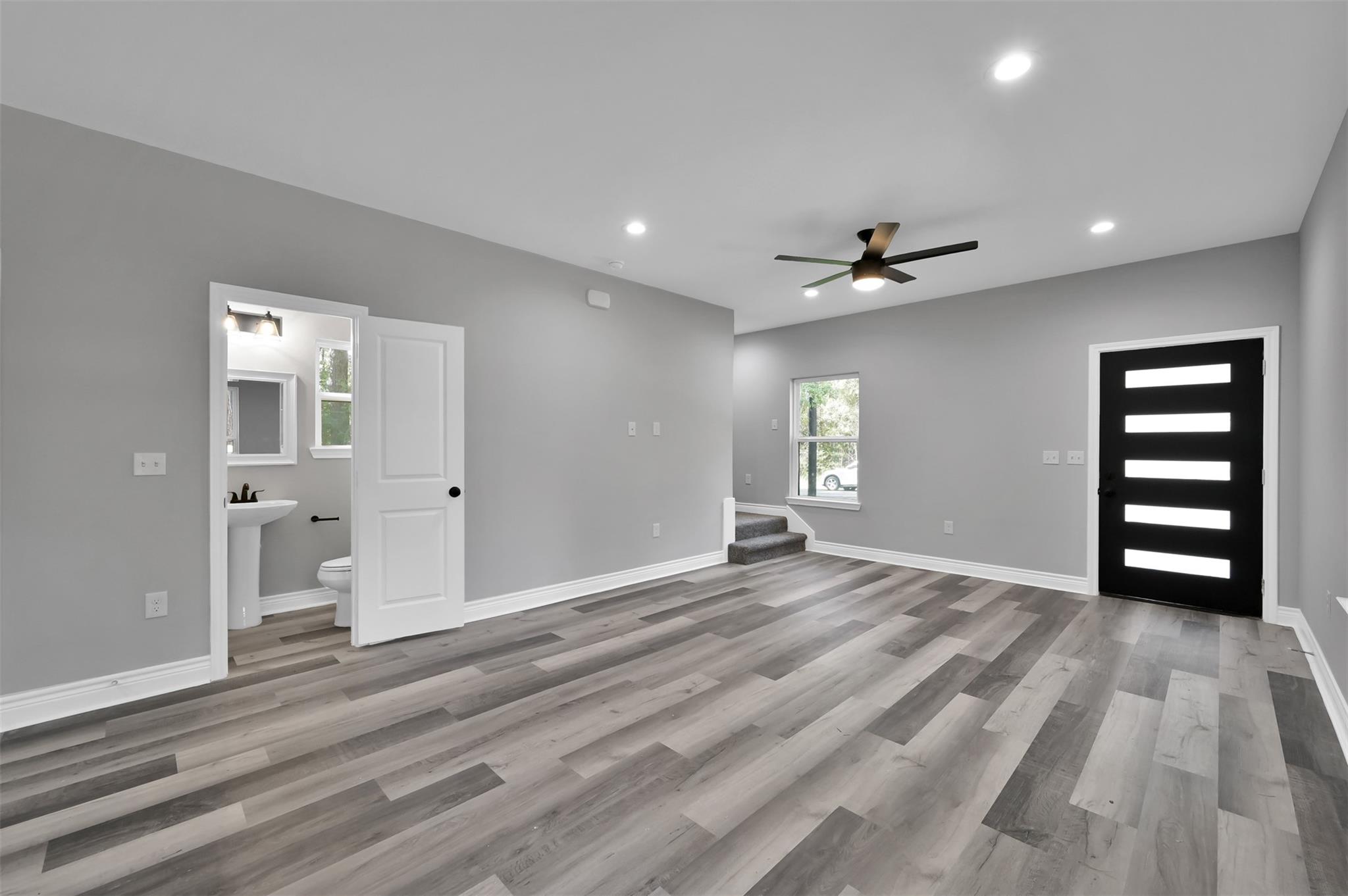15451 Arrowhead Loop Drive W