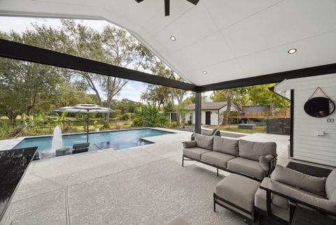 Photo of 205 W Bayou Drive, Dickinson, TX 77539 (MLS # 72562655) Photo of 205 W Bayou Drive, Dickinson, TX 77539 (MLS # 72562655)