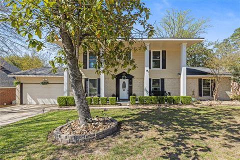 Photo of 506 River Oaks Drive, Huntsville, TX 77340 (MLS # 41050477)