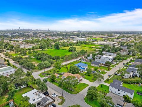 Tiny photo for 1003 Wakefield Drive, Houston, TX 77018 (MLS # 45589945)