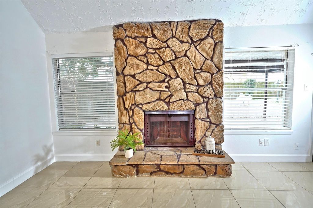 Photo of 7607 Stamen Drive, Houston, TX 77041 (MLS # 51173762)