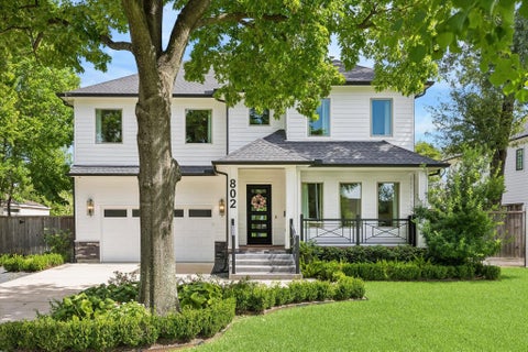 Photo of 802 W 30th Street, Houston, TX 77018 (MLS # 51779945)