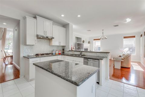 Photo of 5914 Saber River, Sugar Land, TX 77479 (MLS # 51005723)