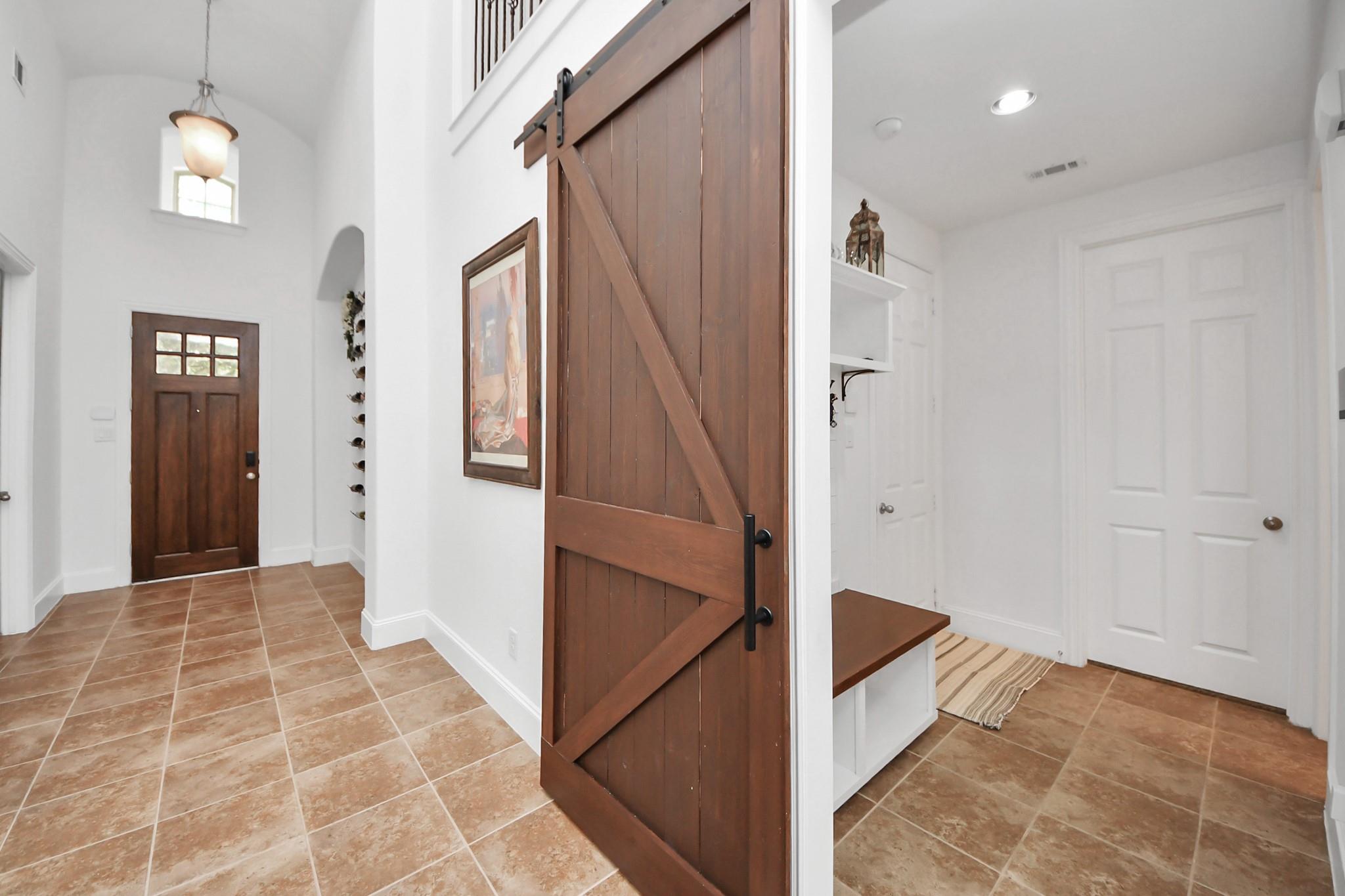 2842 Walnut Crest Drive