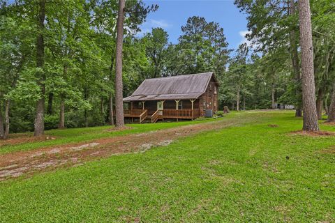 Photo of 186 County Road 637, Dayton, TX 77535 (MLS # 91708358)
