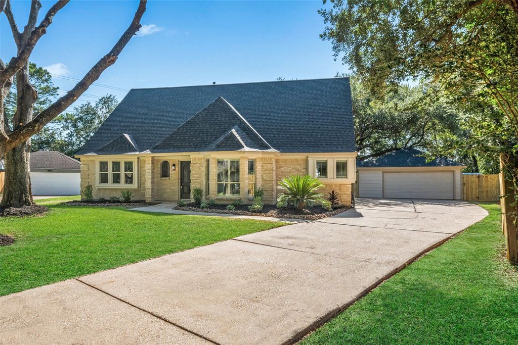 Photo of 19507 Evening Shades Court, Humble, TX 77346 (MLS # 50910158)