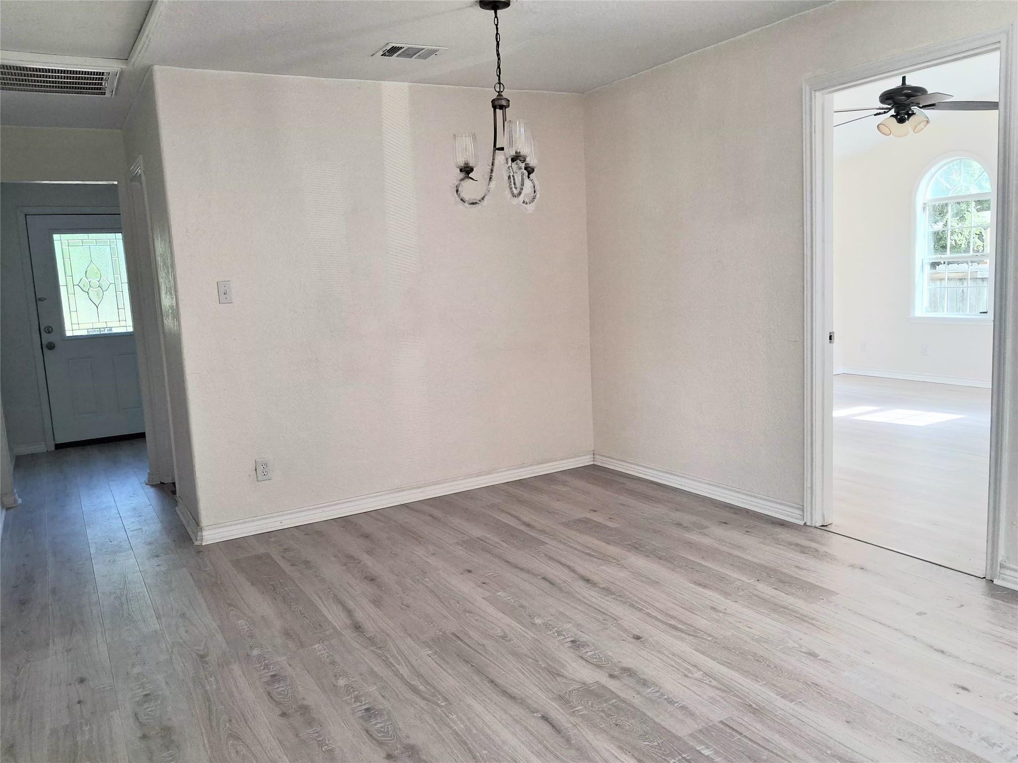 7220 Moore