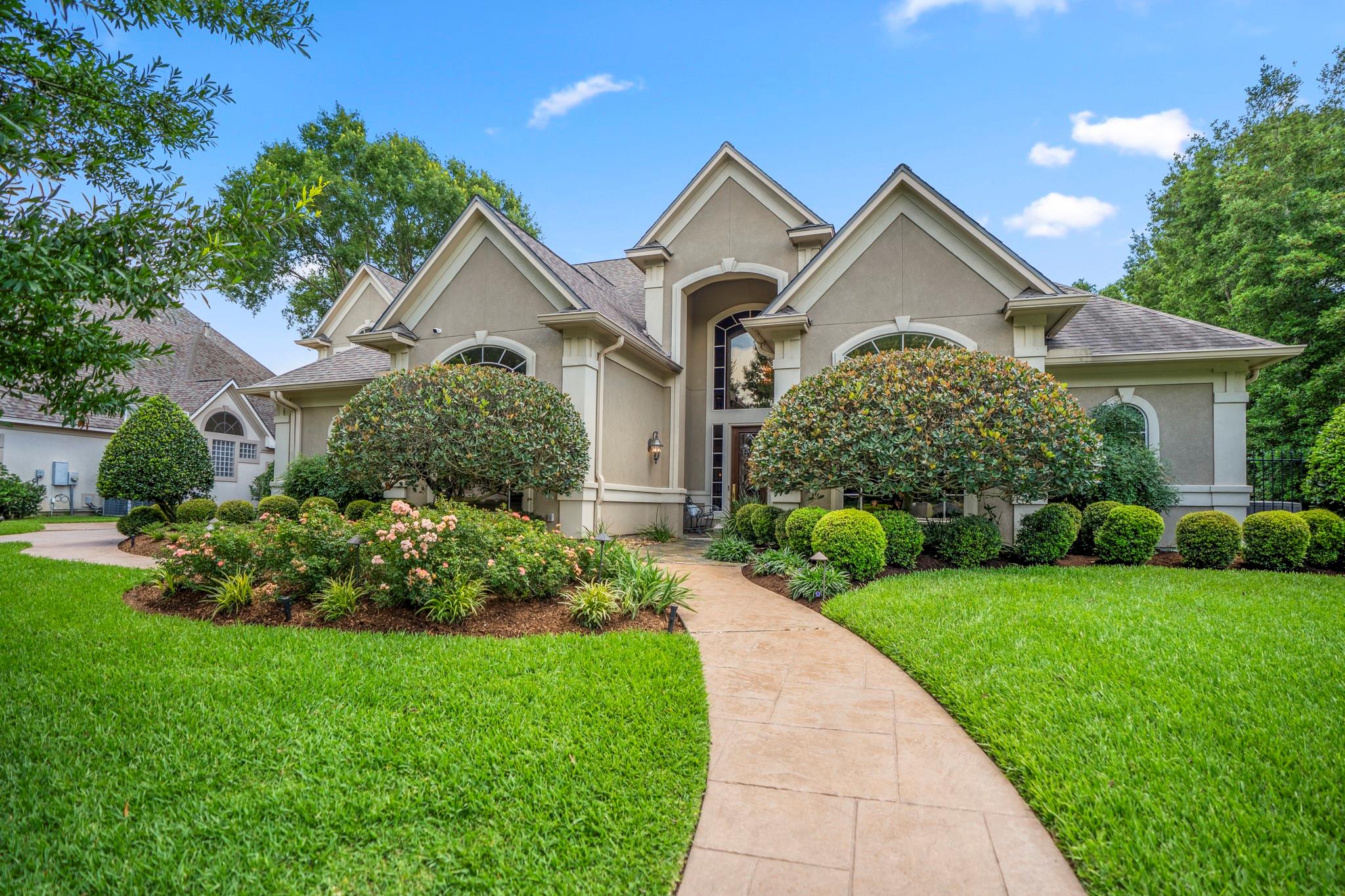 8806 Sterling Gate Circle